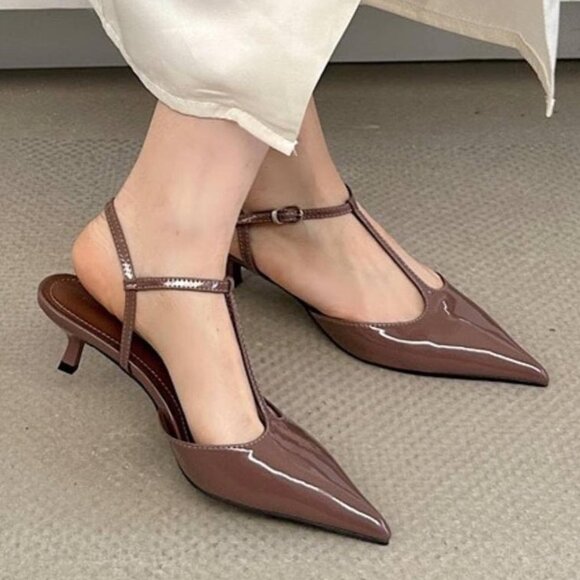 Zara Women's Brown Courts